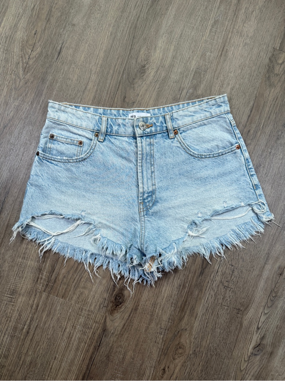 Zara Light Wash High Rise Festival Denim Shorts Sz 8